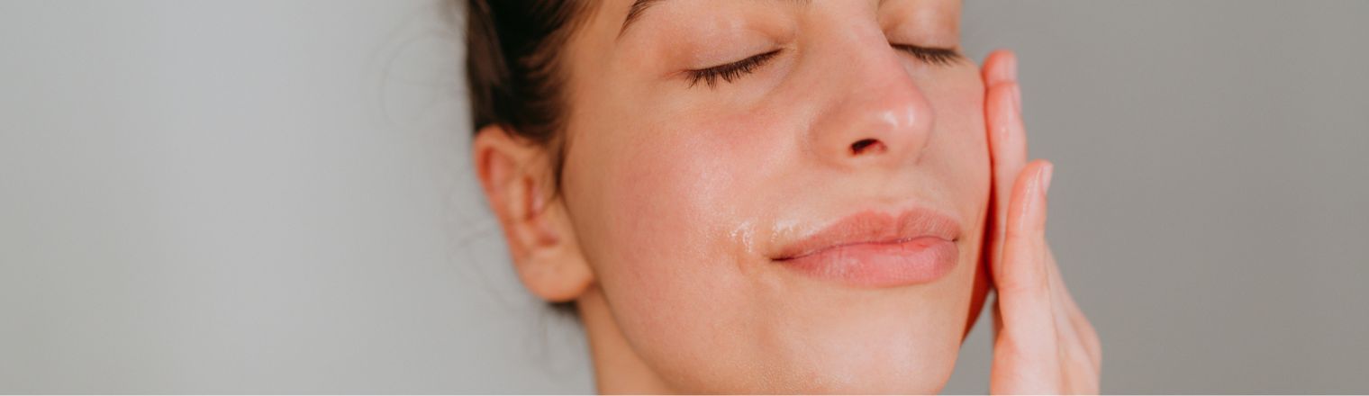 Is Your Skin Oily And Dehydrated? Here’s Why!